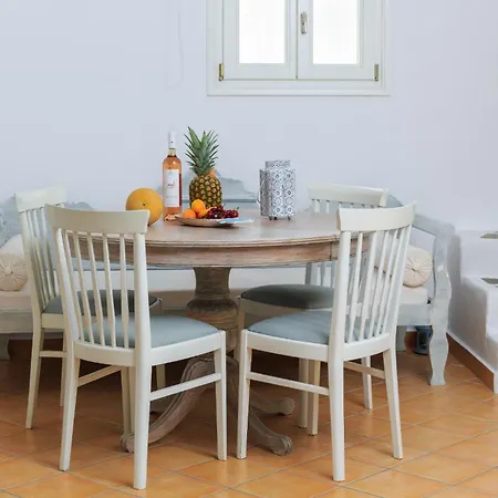 Cycladic Luxurious Maisonette * Nausa