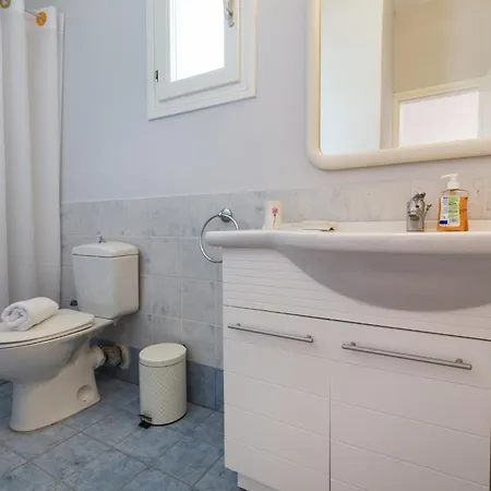 Cycladic Luxurious Maisonette *