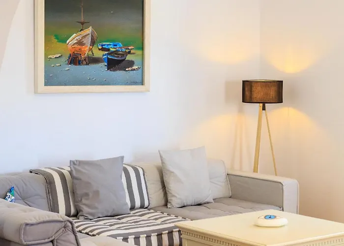 Semesterbostad Cycladic Luxurious Maisonette *