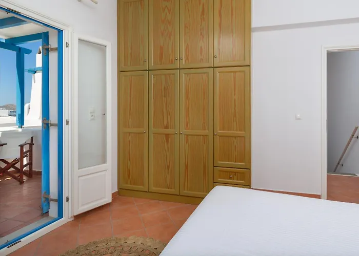 Semesterbostad Cycladic Luxurious Maisonette